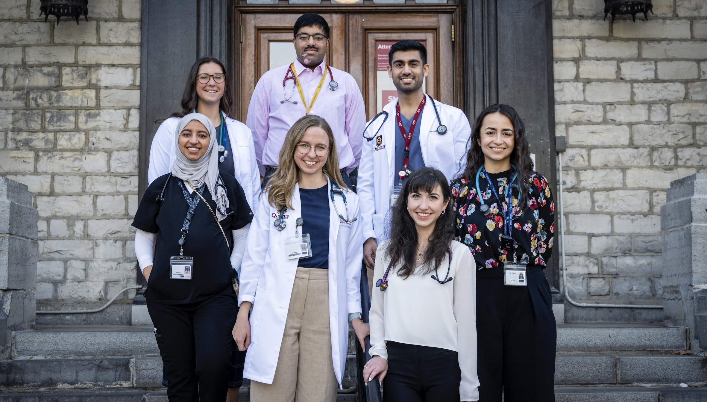 Queen's IM residents