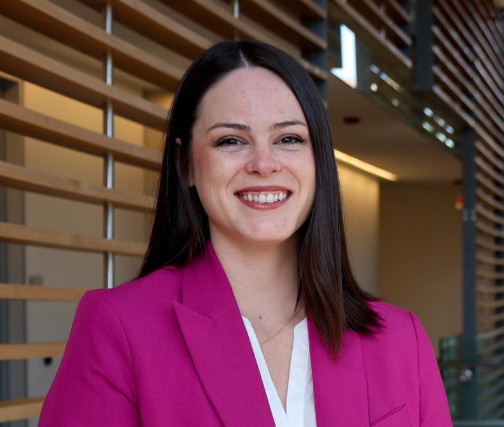  Deanna Léger